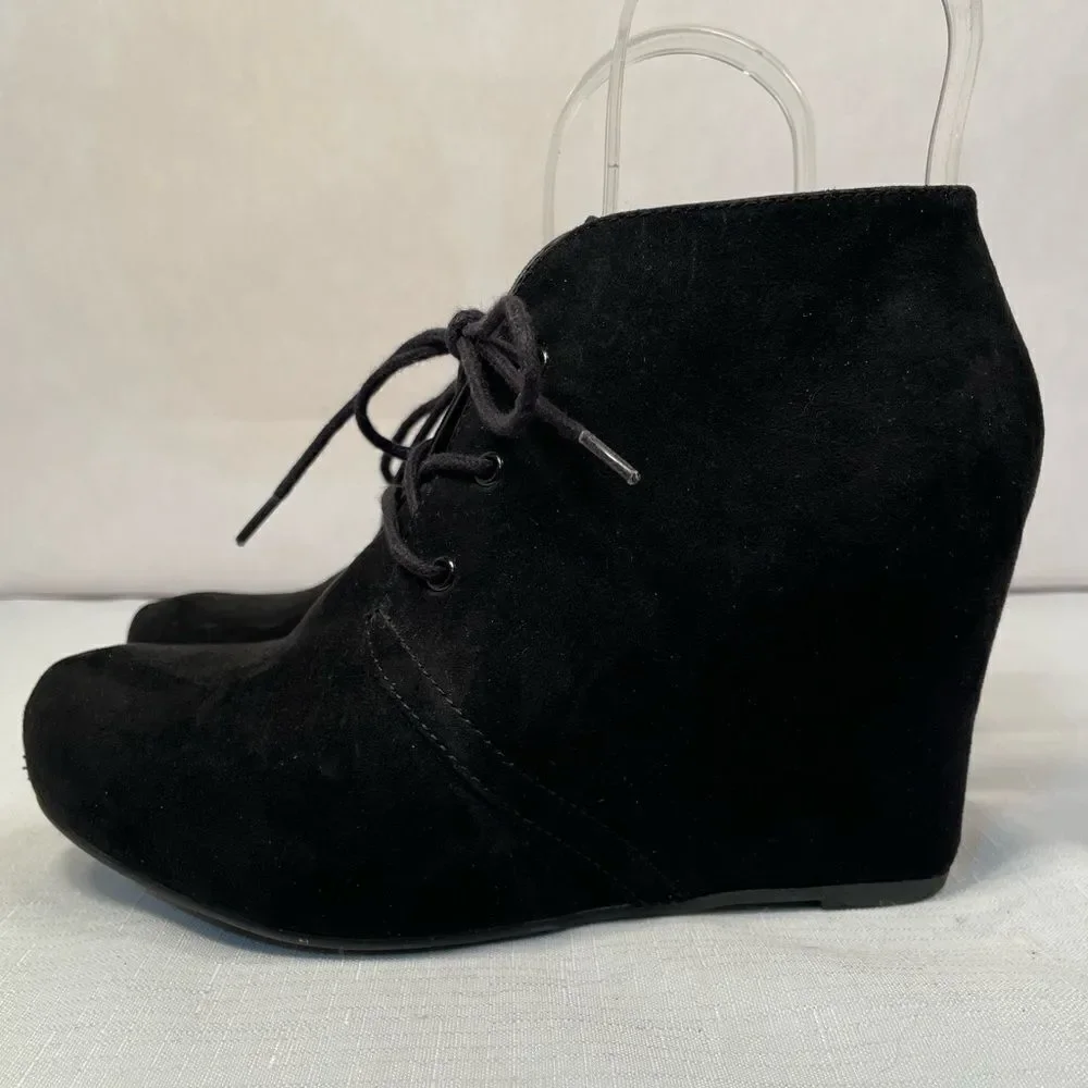 Women's Black Suede Wedge Ankle Boots Size 6.5 by Xappeal EUC